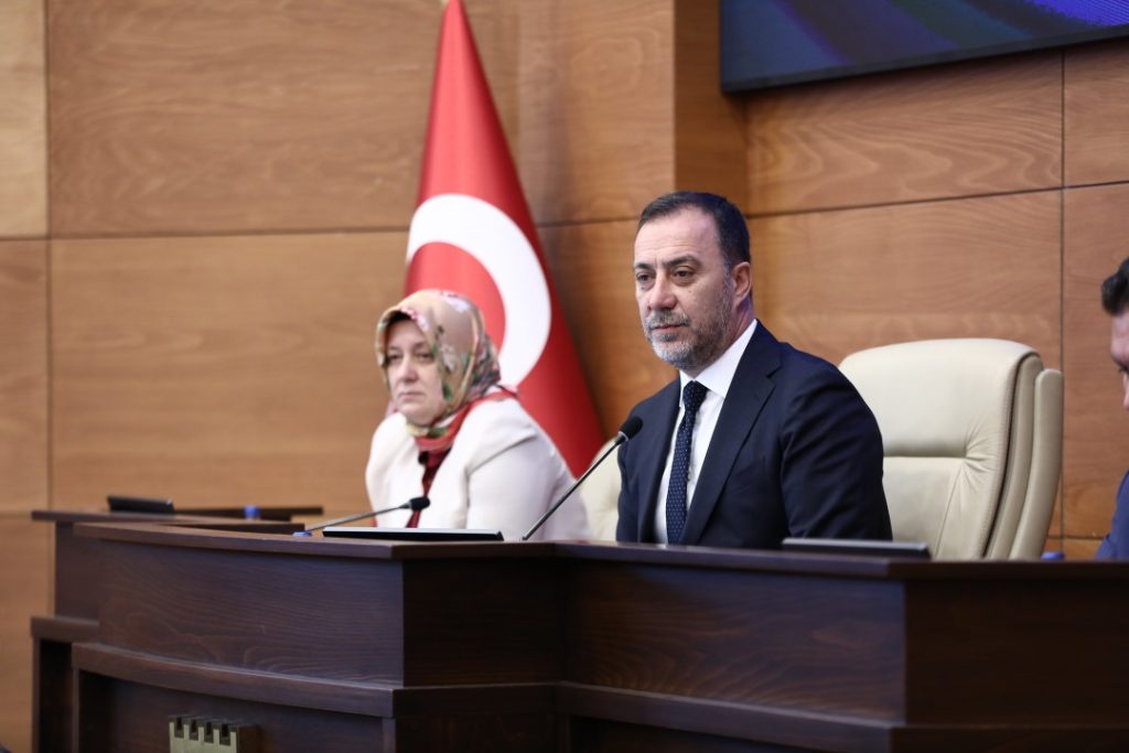 Başkan Yılmaz: ‘Alevi kardeşlerimiz bizim canımız, can parelerimizdir’