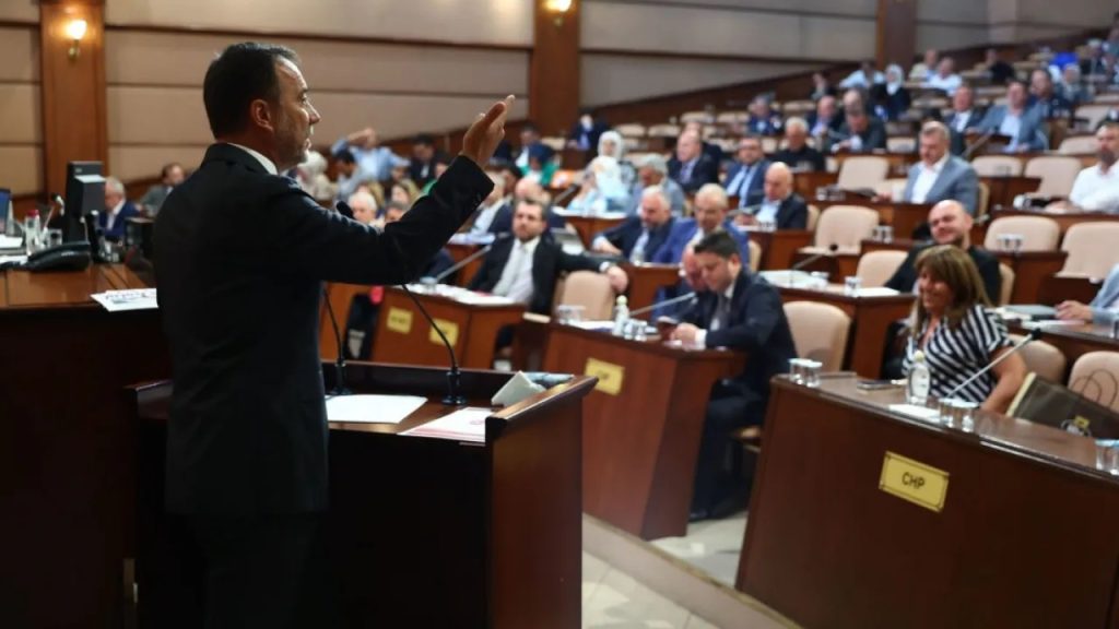 Başkan Yılmaz’dan İBB’ye: ‘Böyle belediyecilik yapacaksanız hiç yapmayın daha iyi!’