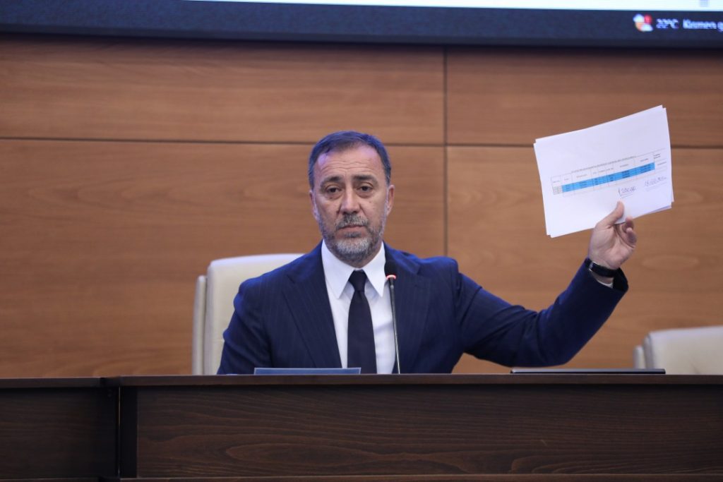 Başkan Yılmaz’dan CHP’lilere: ‘Siz Konuşursunuz Ben Yaparım’